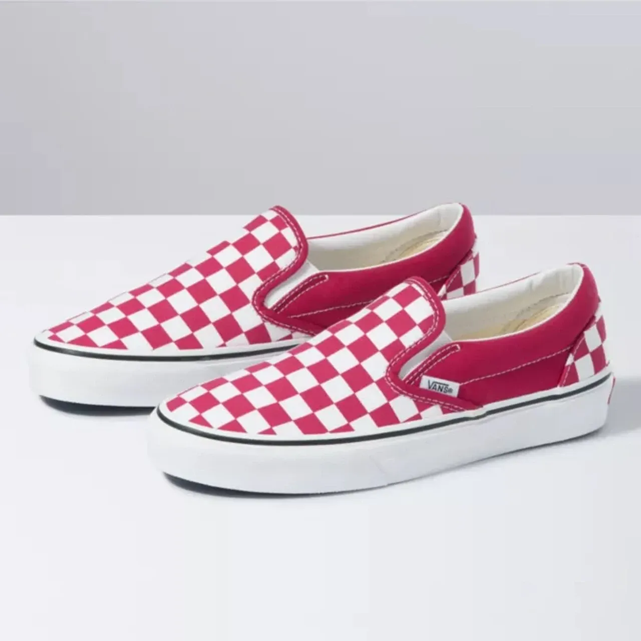 Vans Unisex Check Classic Slip On Shoes - Cerise / True White